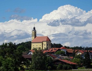Kirche Moosdorf (1 von 1)