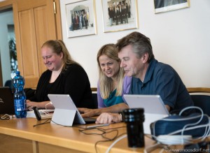 Redaktion bei der Arbeit (1 von 1)