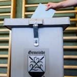 Wahlurne zur Wahl des Bundespräsidenten in Moosdorf