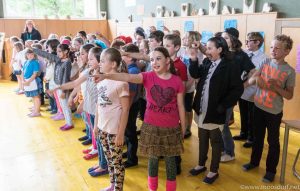 Schulaufführung Moosdorf (66 von 68)