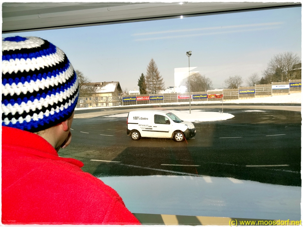 EMobil_Fahrertraining007-20130126