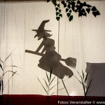 Die alte Moorhexe treibt sich herum