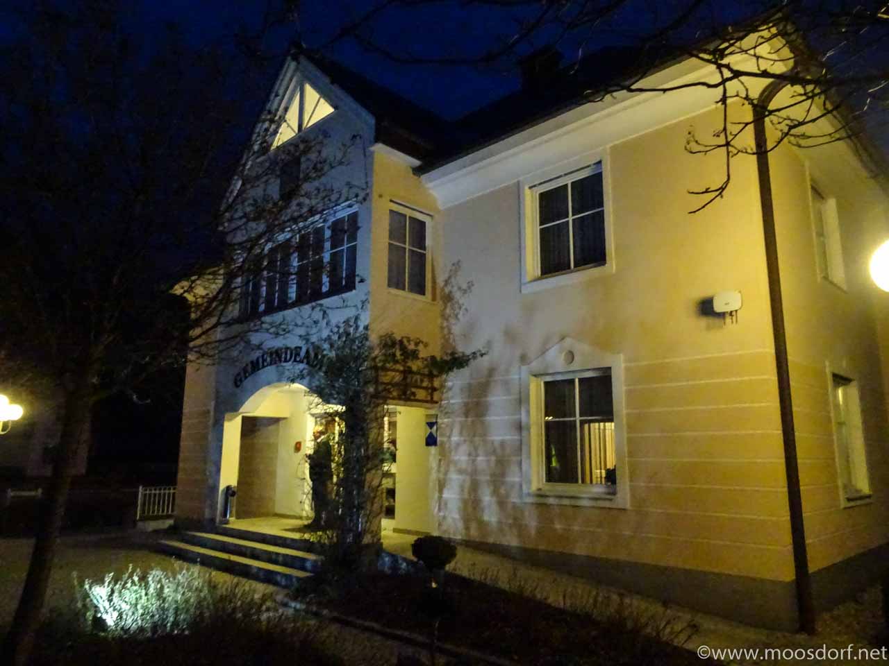 Gemeindeamt abends (1 von 1)