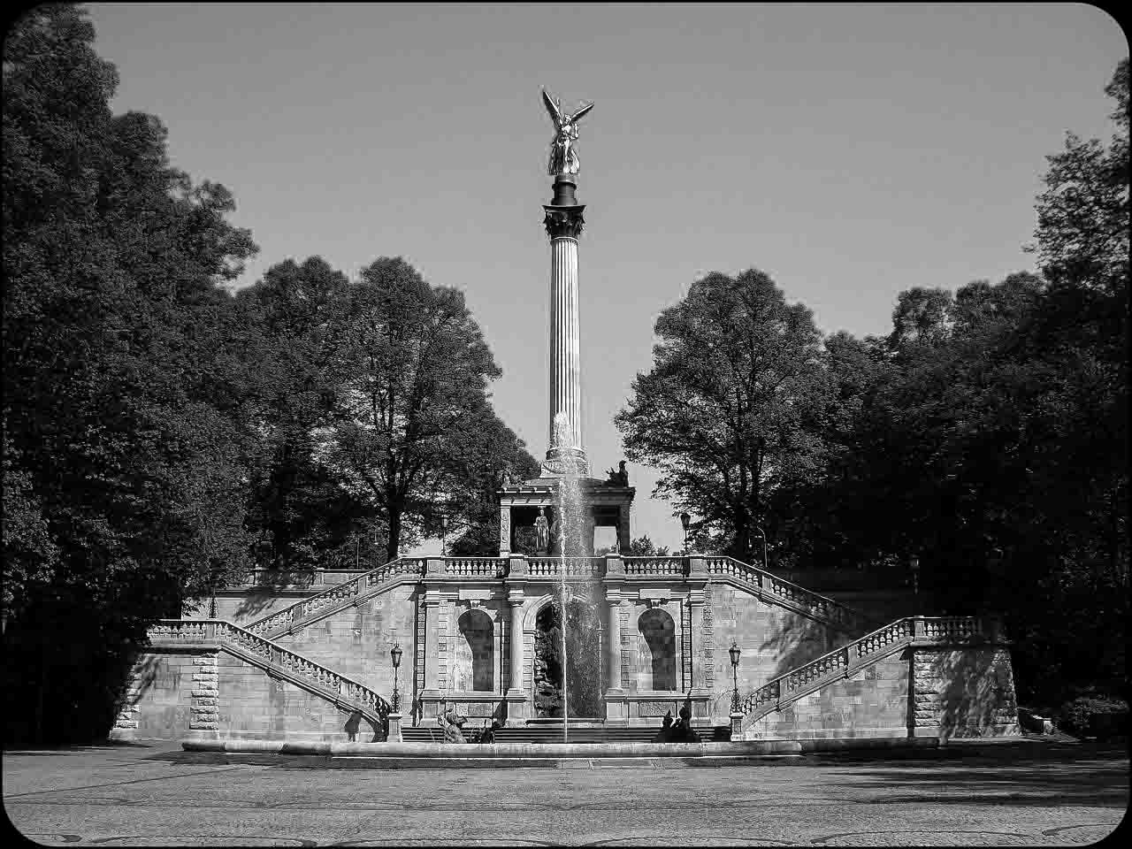 München Trauer (1 von 1)