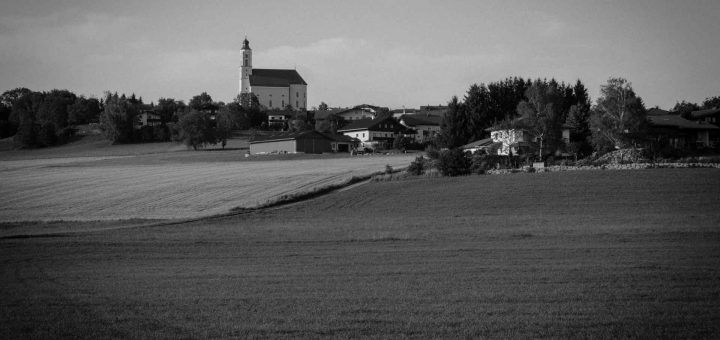 Trauerkirche (1 von 2)