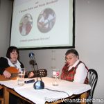 Musikalisch umrahmt von Christine und Maria