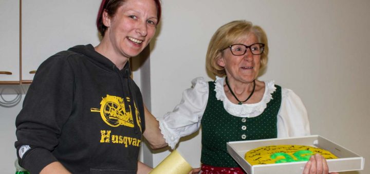 Lisi Übergabe schmal (1 von 1)