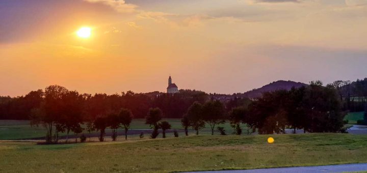 Kirche Moosdorf (1 von 1)