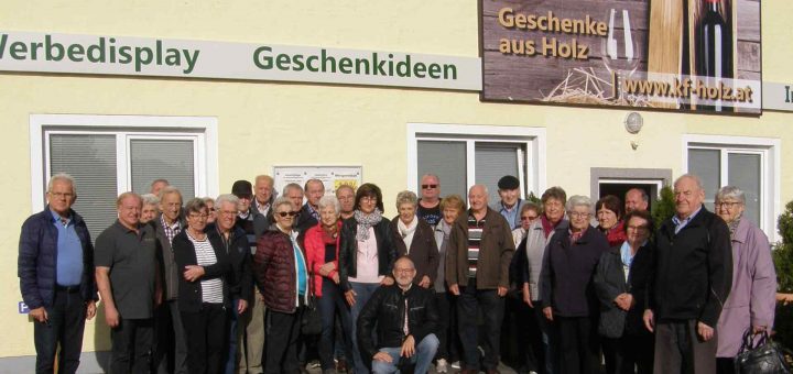 Moosdorf Pensionisten bei KF Holz kl