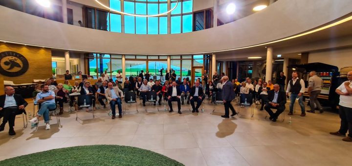 Zaltech Präsentation Zuschauer (1 von 1)