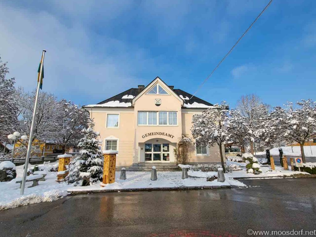 Gemeindeamt Moosdorf Winter (1 von 1)