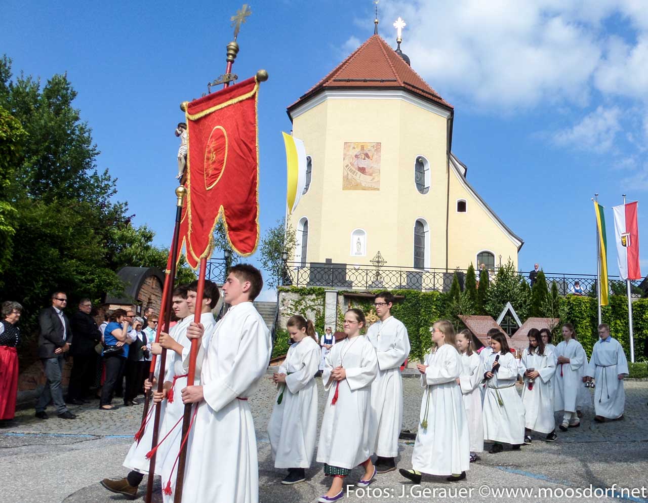 Fronleichnam 2014 2 von 19.jpg
